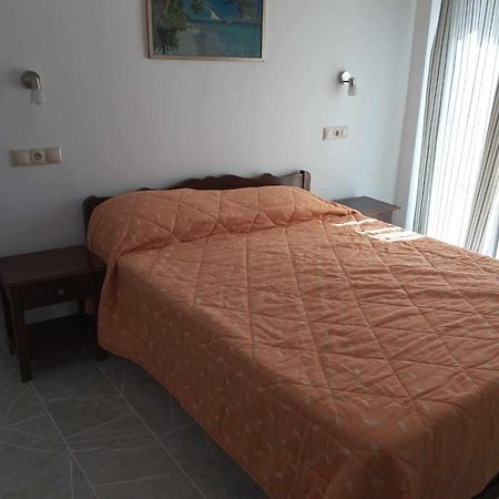 Gerekos Studios And Apartments Agios Georgios  Exterior photo